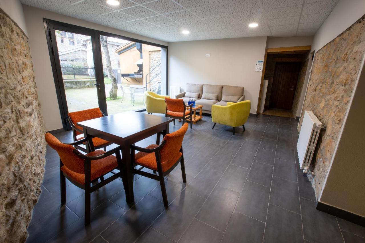 Hotel Casa Domenc Aren Екстериор снимка