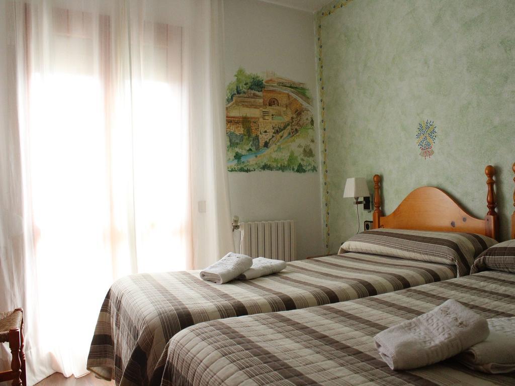 Hotel Casa Domenc Aren Екстериор снимка